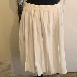 Ladies skirt